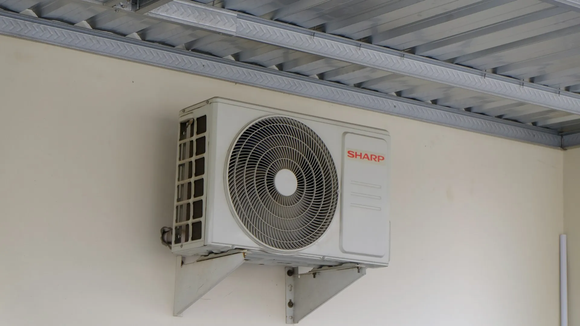 HVAC in Oxnard, CA by Master Construction